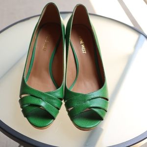 Nine West wedges size 7.5 Never worn